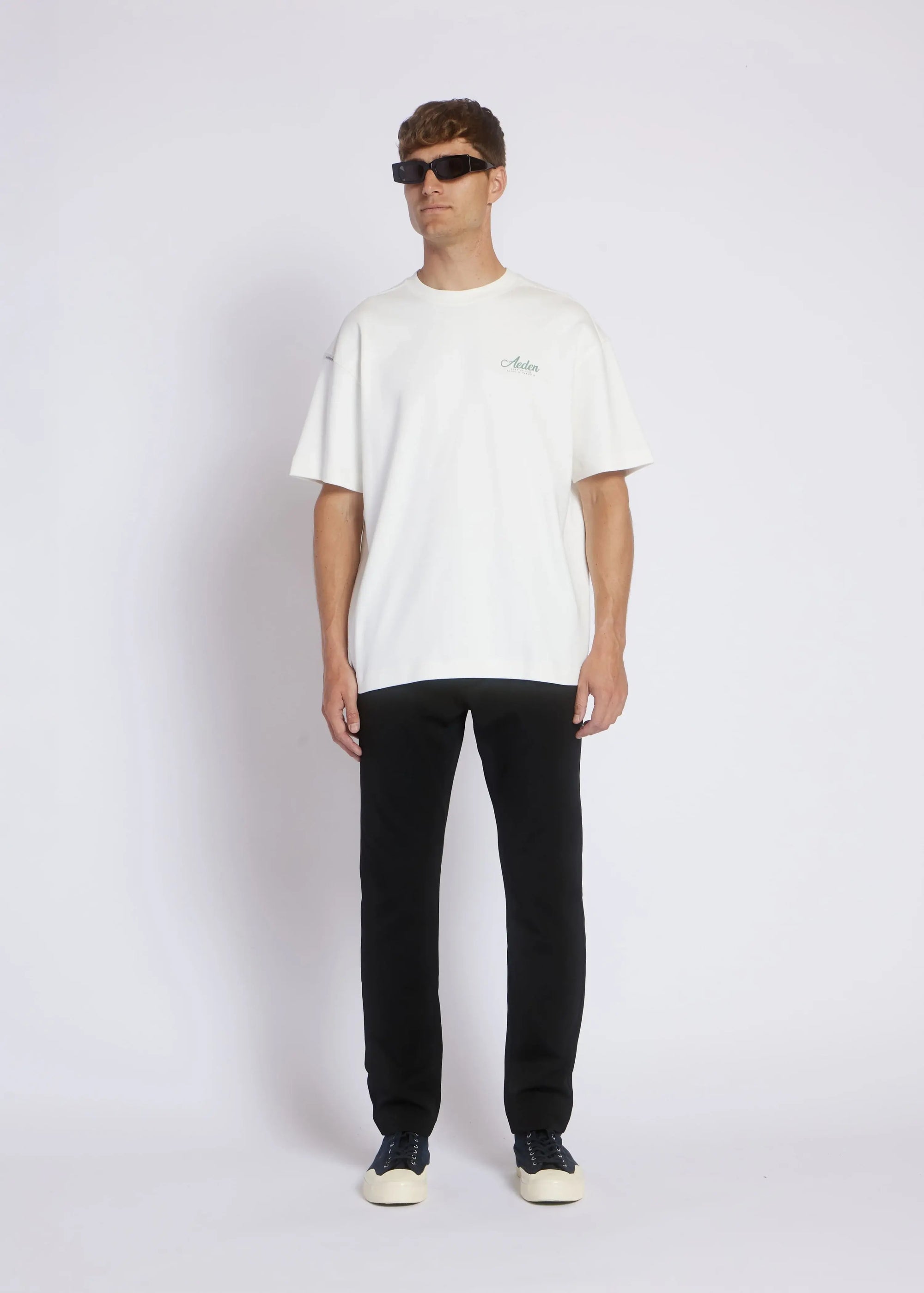 Jaki Tee | Off-white