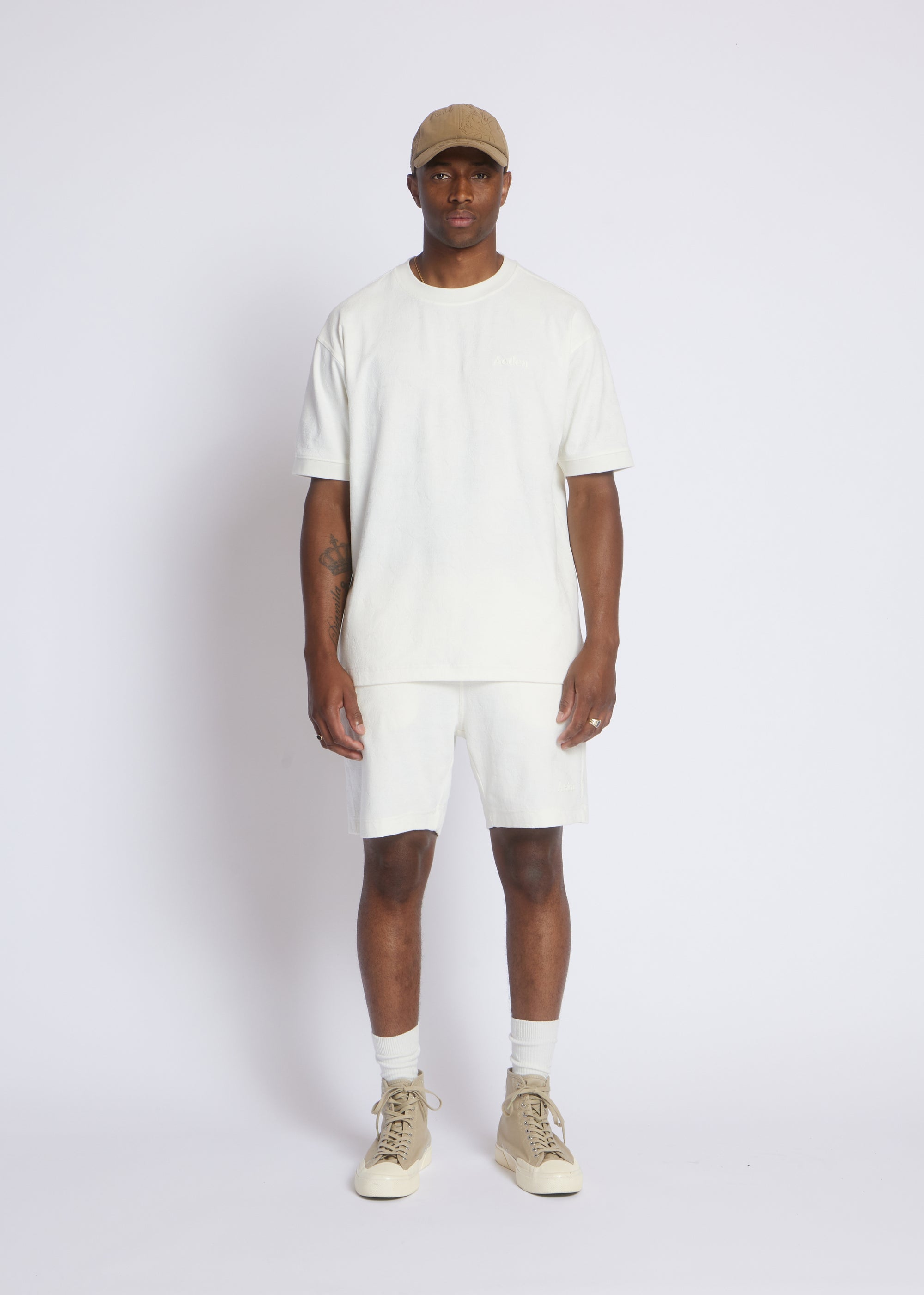 Grant Tee | Off-white