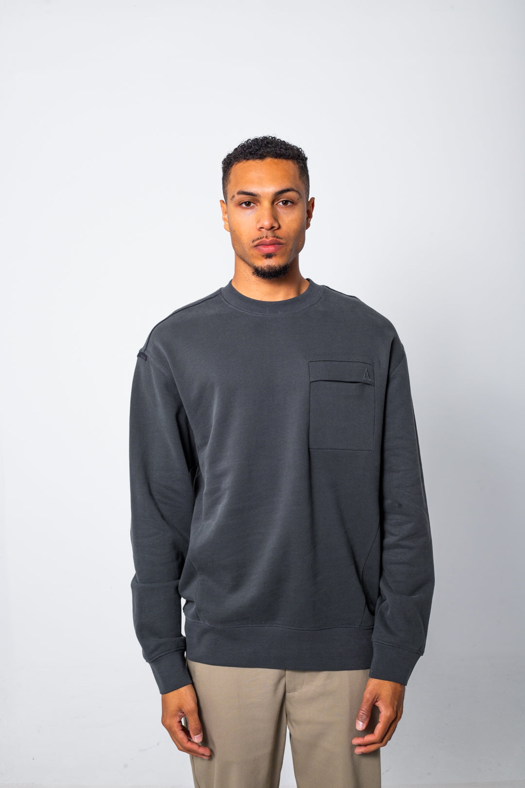 Grayson Sweatshirt | Antra