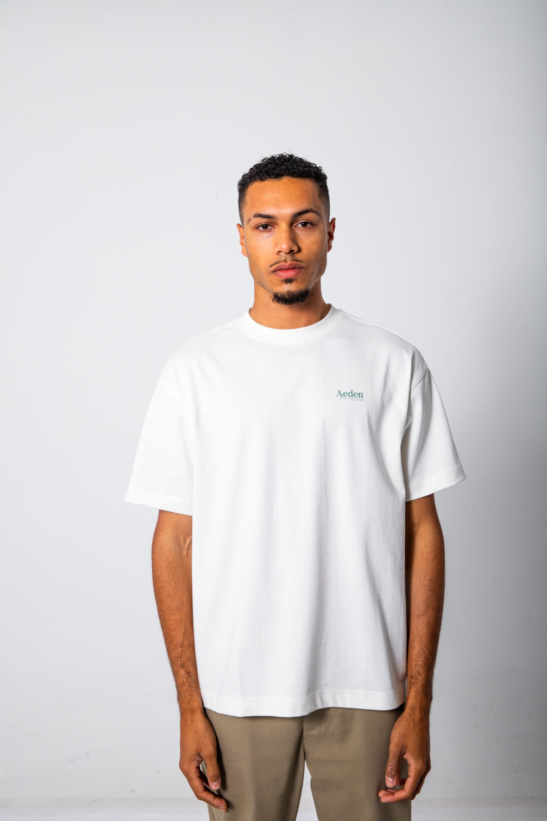 Legend Tee | Off-white