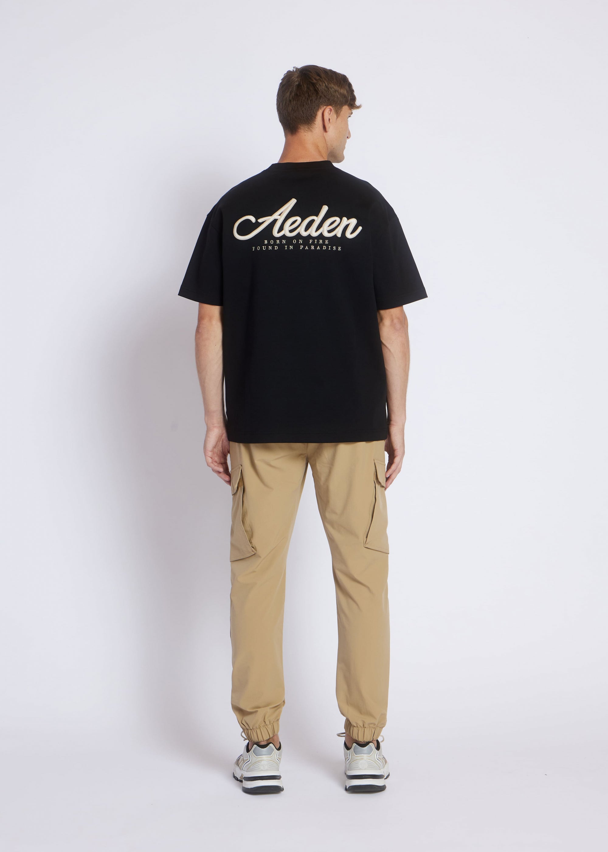 Jaki Tee | Black