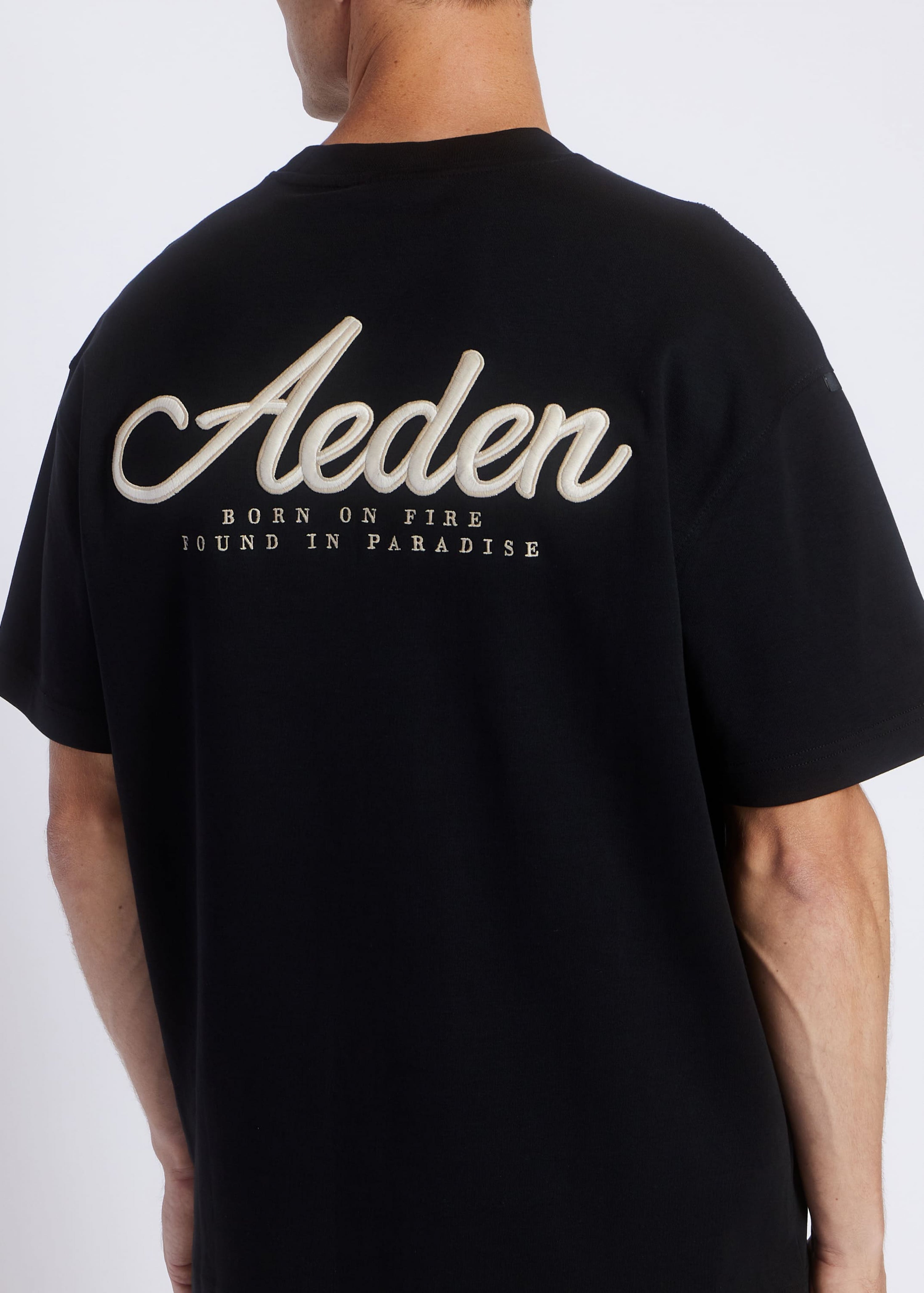 Jaki Tee | Black – aedenofficial