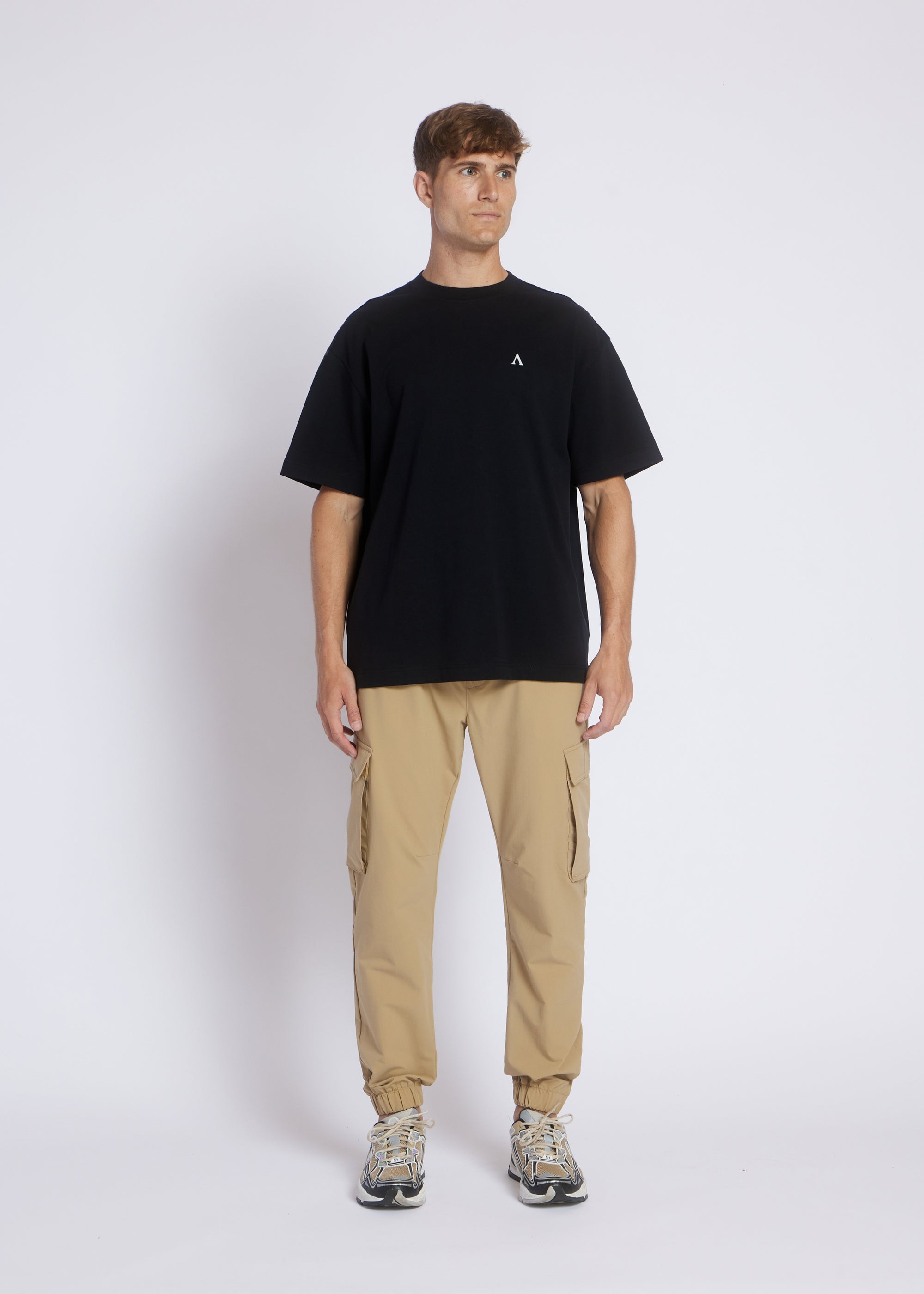 Eric Tee | Black