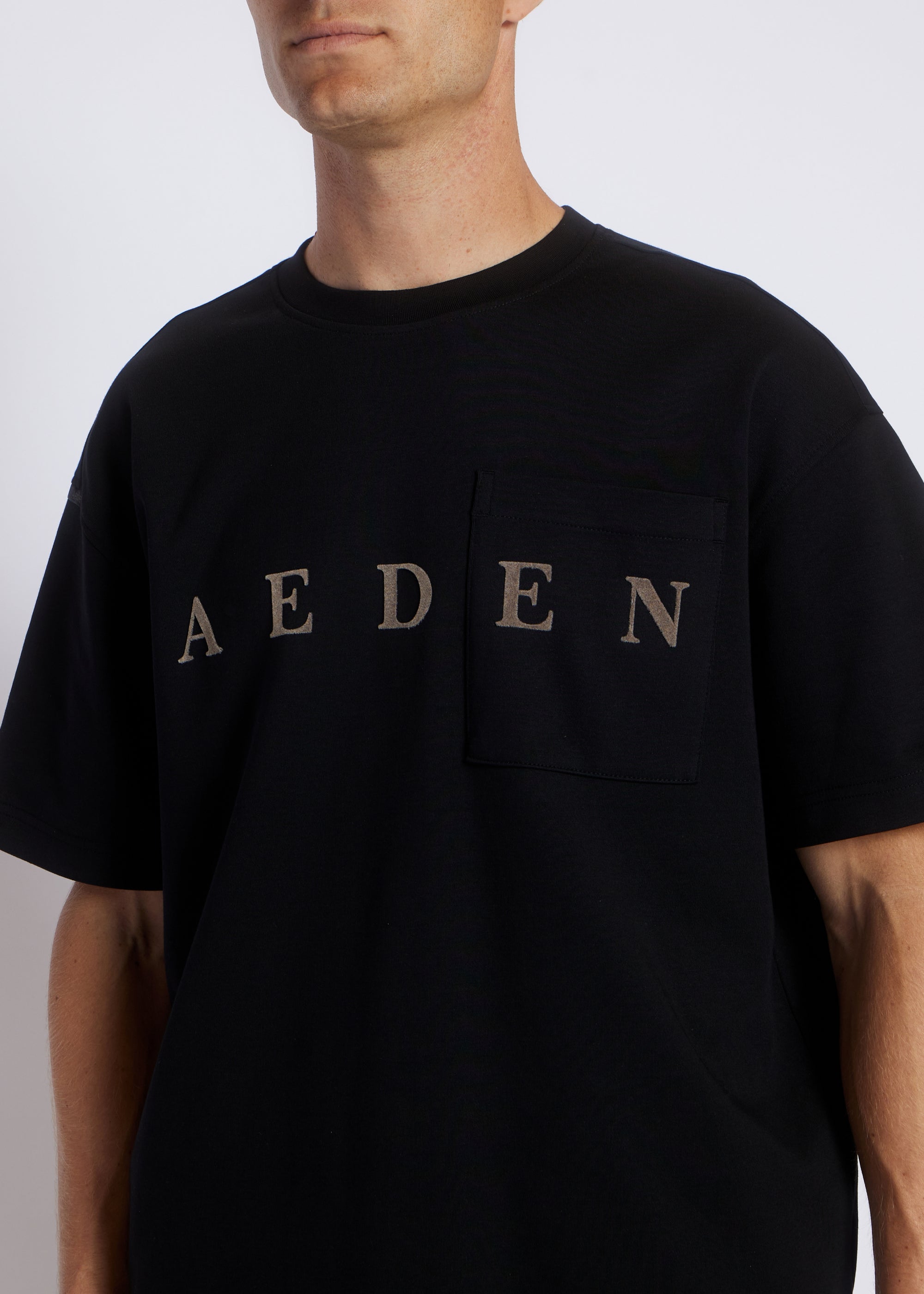 Godan Tee | Black