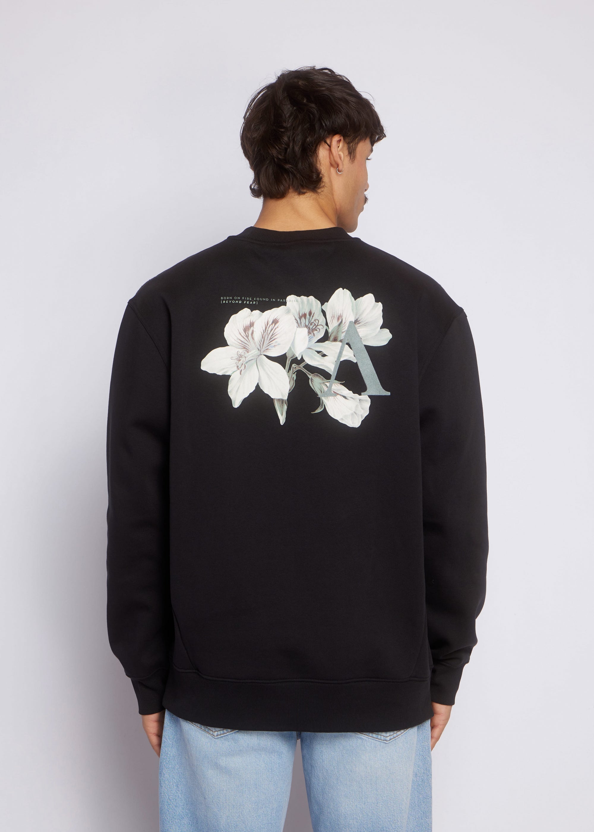 Hero Sweater | Black