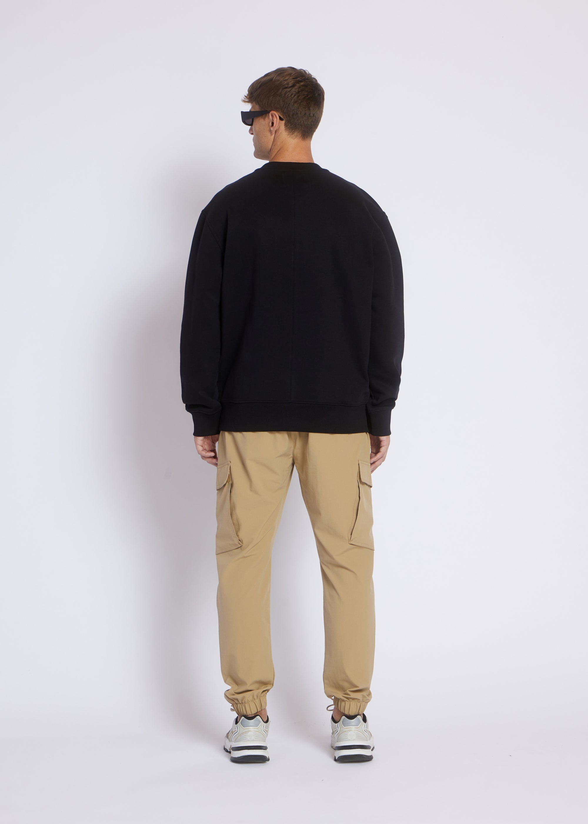 Liquido Sweater | Black